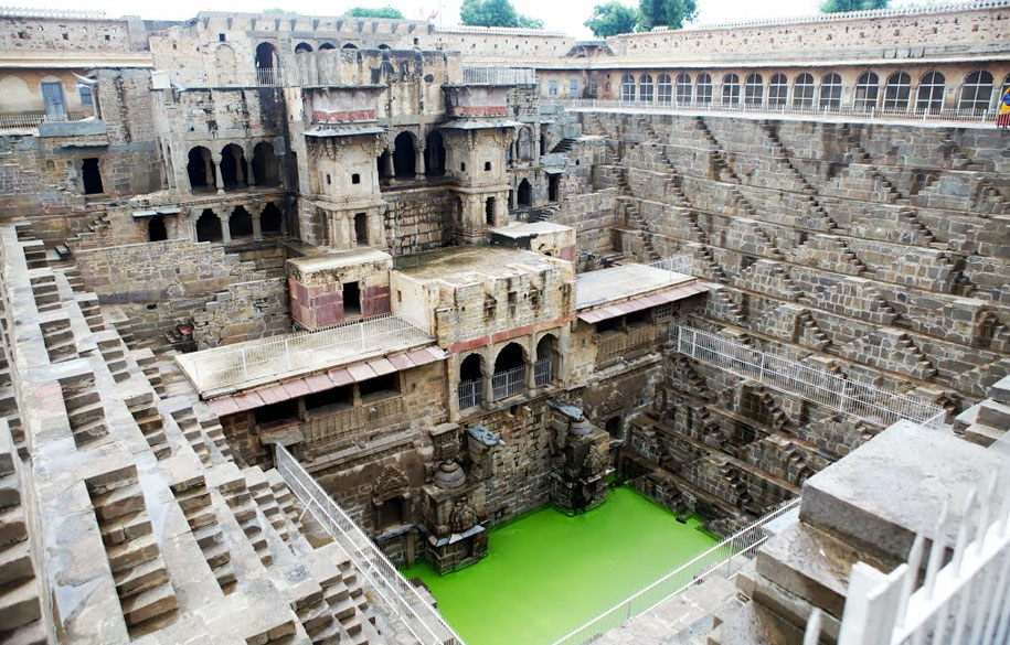 Abhaneri Day Tour